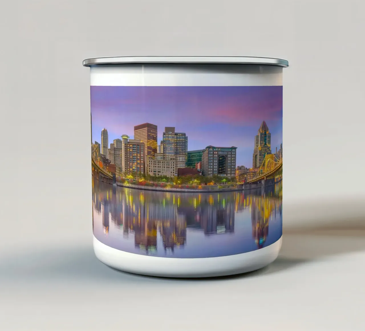 Ponti e Skyline di North Shore, Pittsburgh, USA tazza in smalto da Wanderlust Vibes
