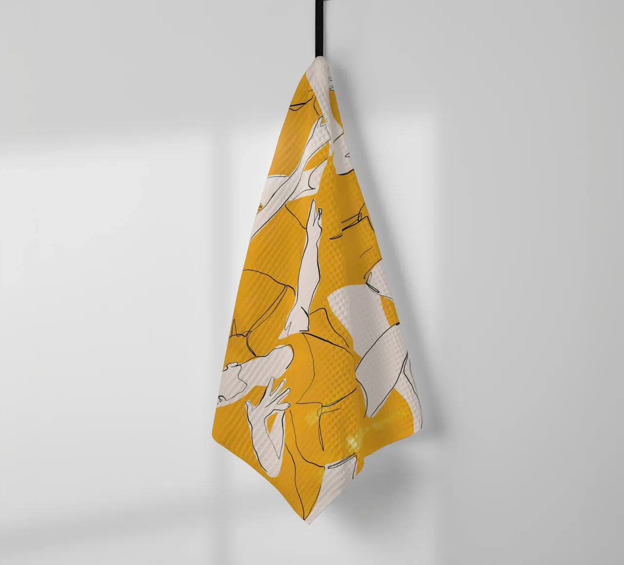 Tanzen in Gelb Geschirrtuch von ThingDesign