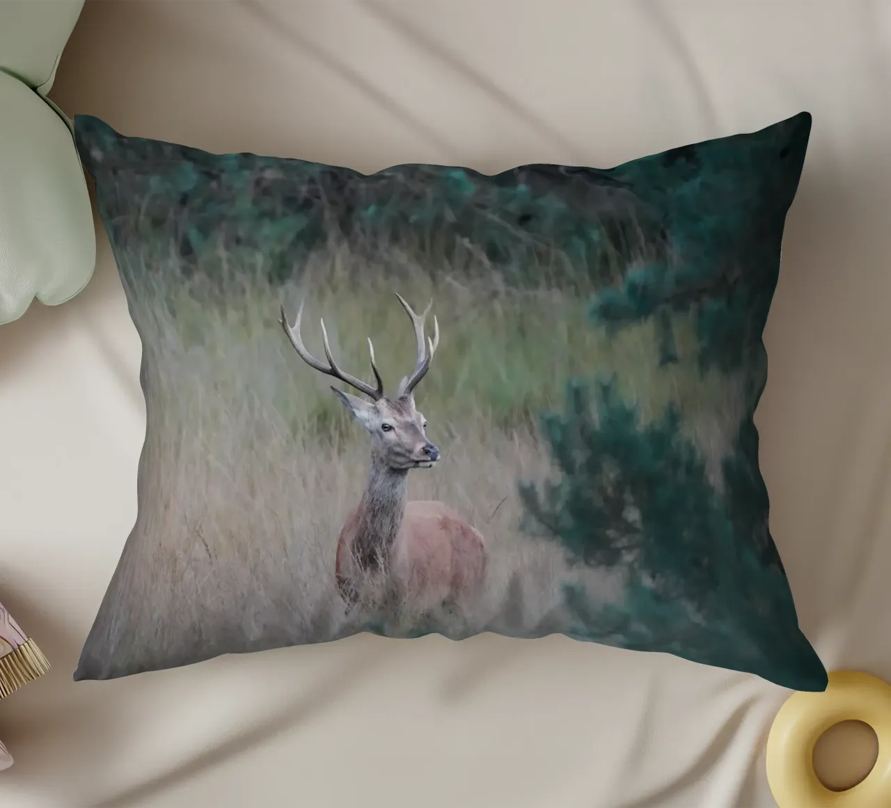 Cervo rosso cuscino da Tom's Wildlife