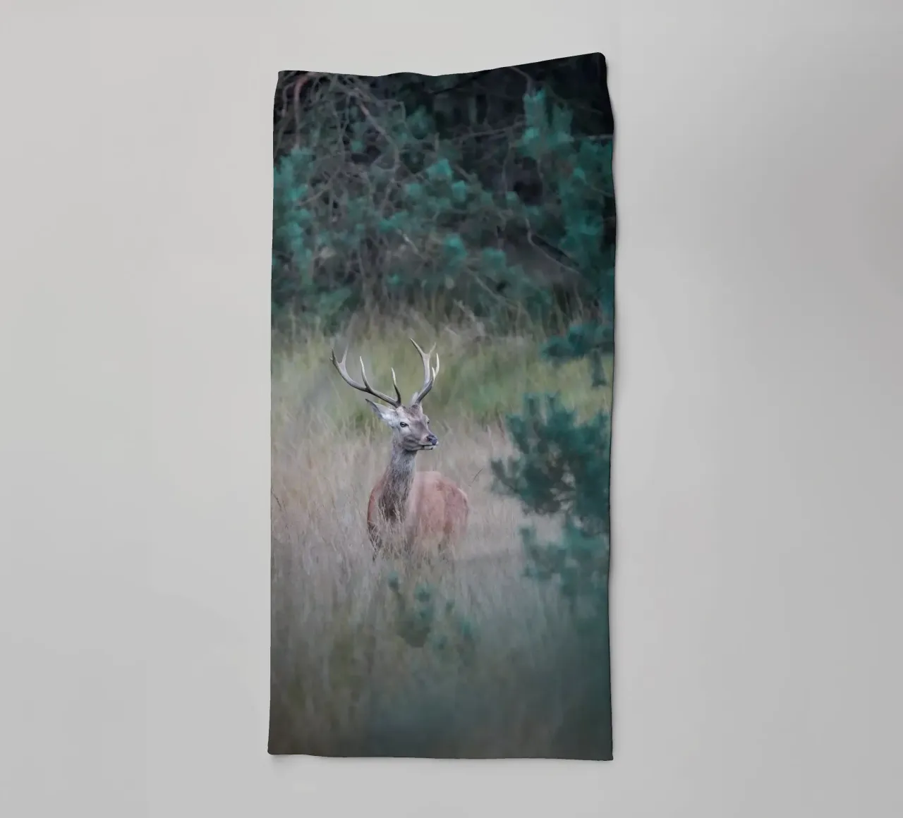 Cervo rosso asciugamano da bagno da Tom's Wildlife