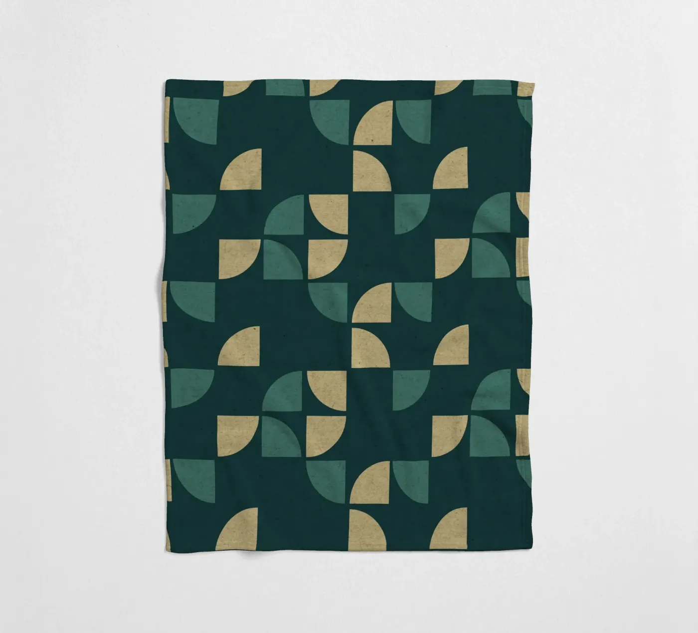 Geometrisches Muster Fleecedecke von Kim Hubball Studio