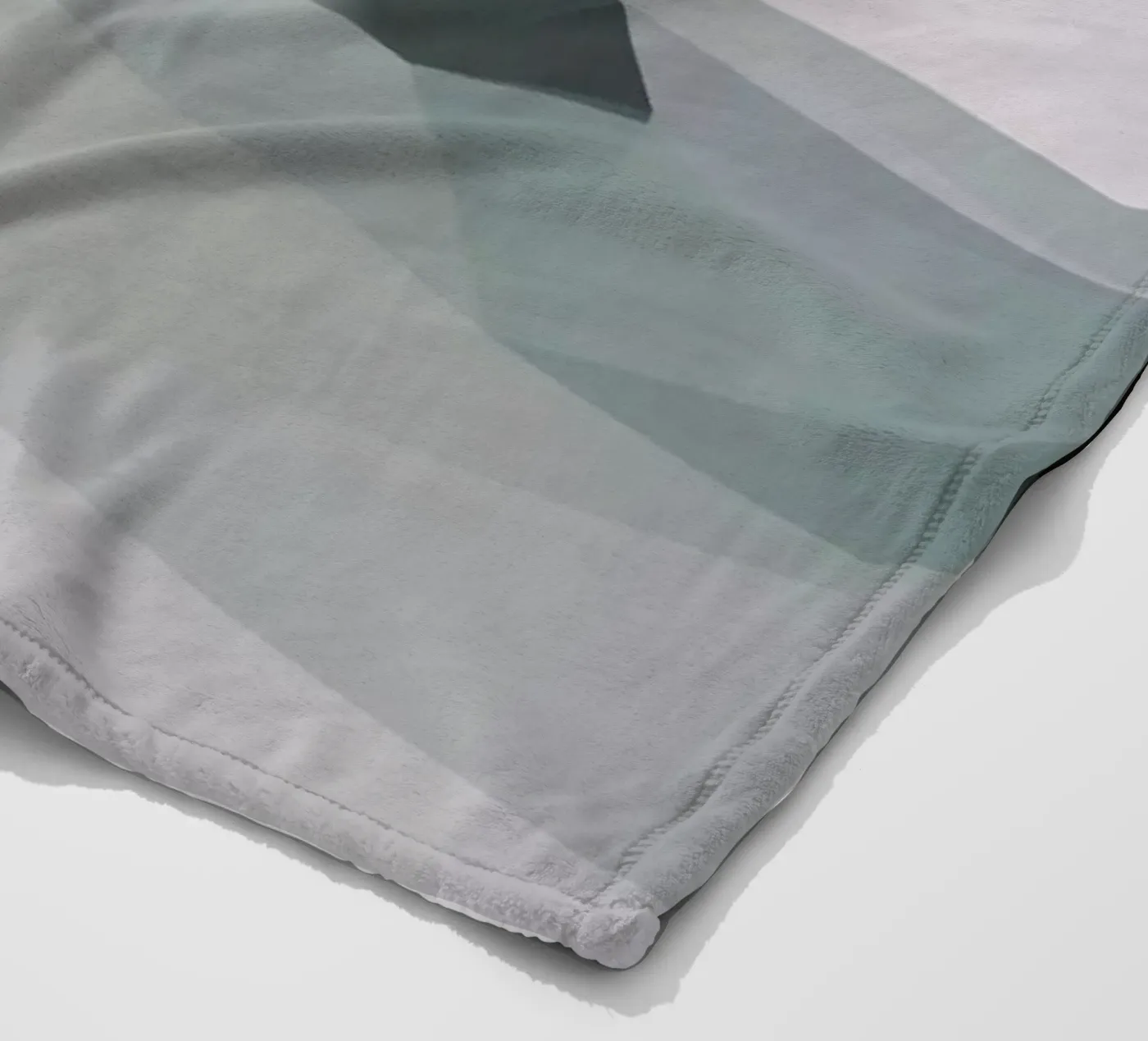 Ocean view Fleecedecke von Three Of The Possessed