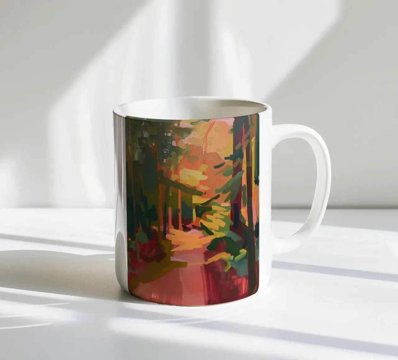 Foresta illuminata dal sole tazza in ceramica da DaarbyN