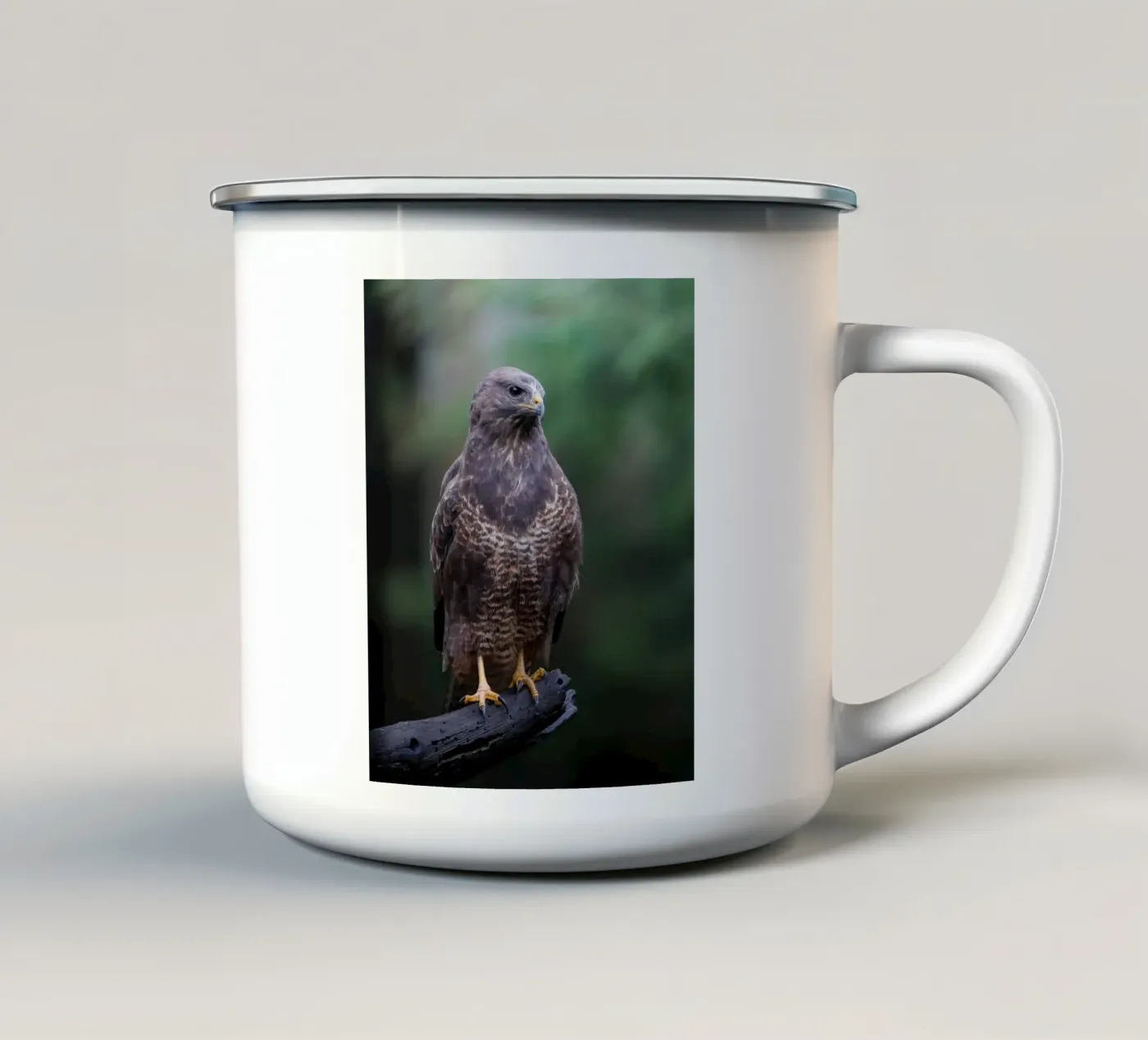 Buse variable mug en émail de Tom's Wildlife