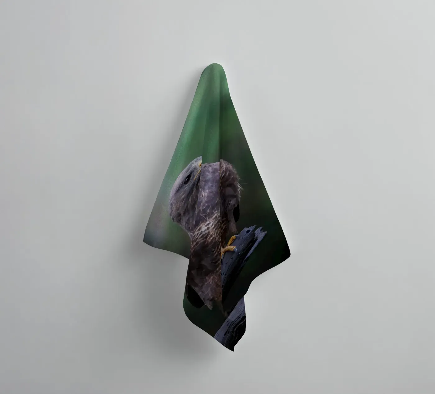 Buizerd badhanddoek van Tom's Wildlife