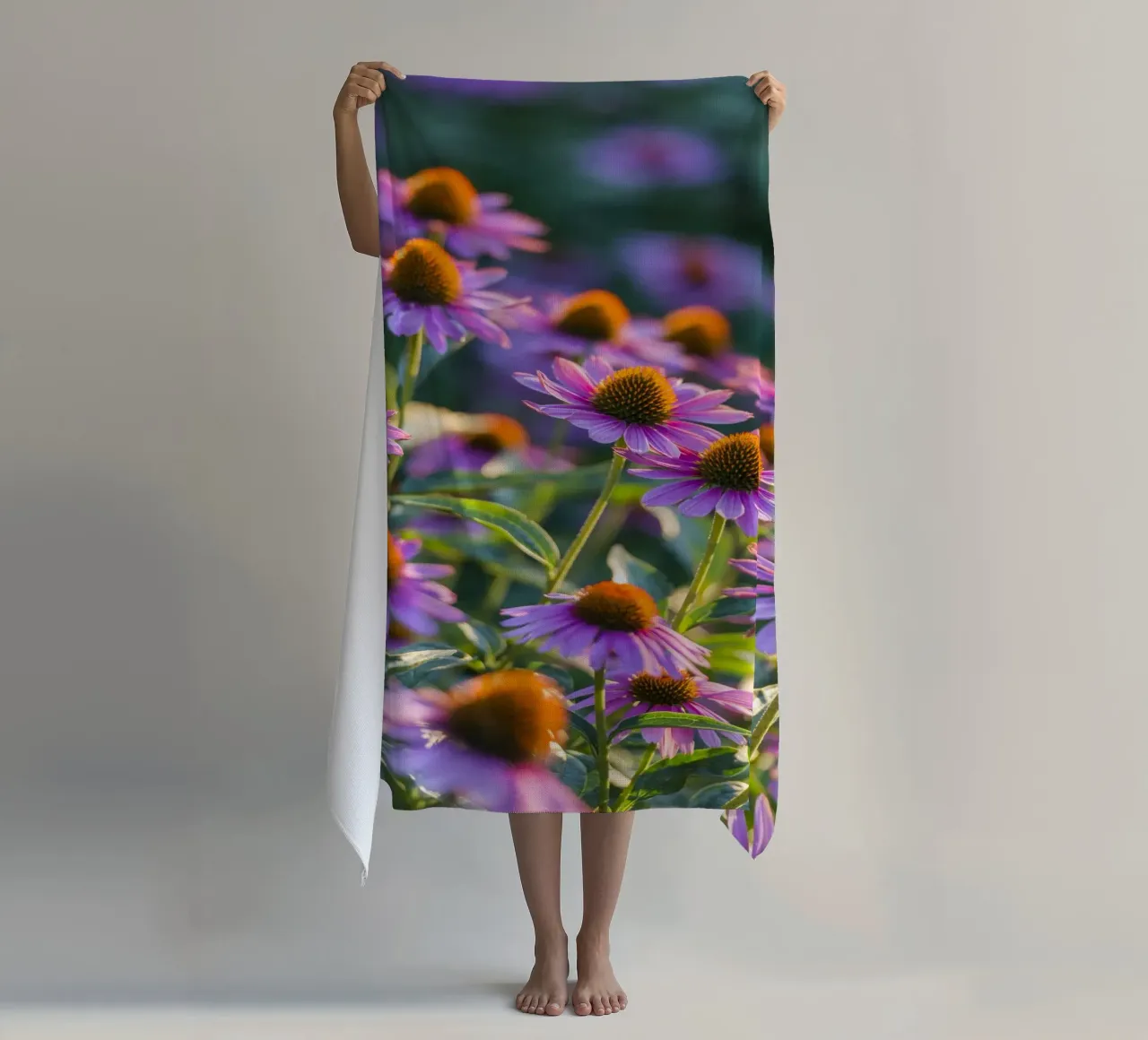 I fiori dell'ora d'oro telo mare da Curious Collections by Marielle Leenders