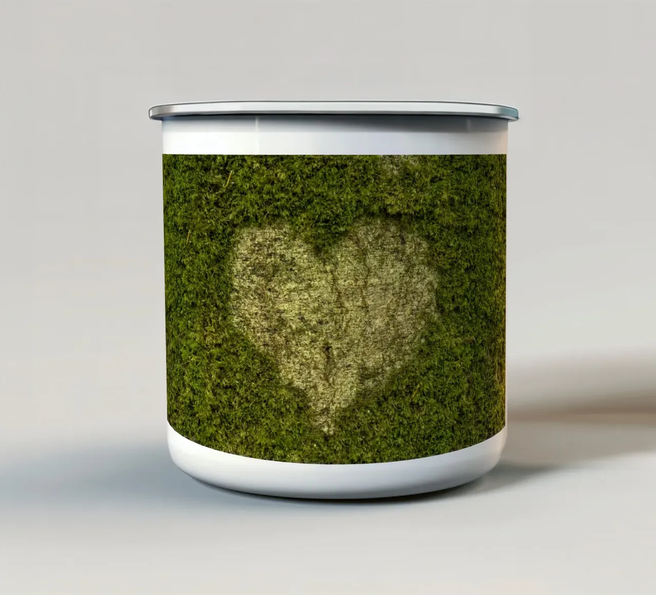 Amore muschiato tazza in smalto da Curious Collections by Marielle Leenders