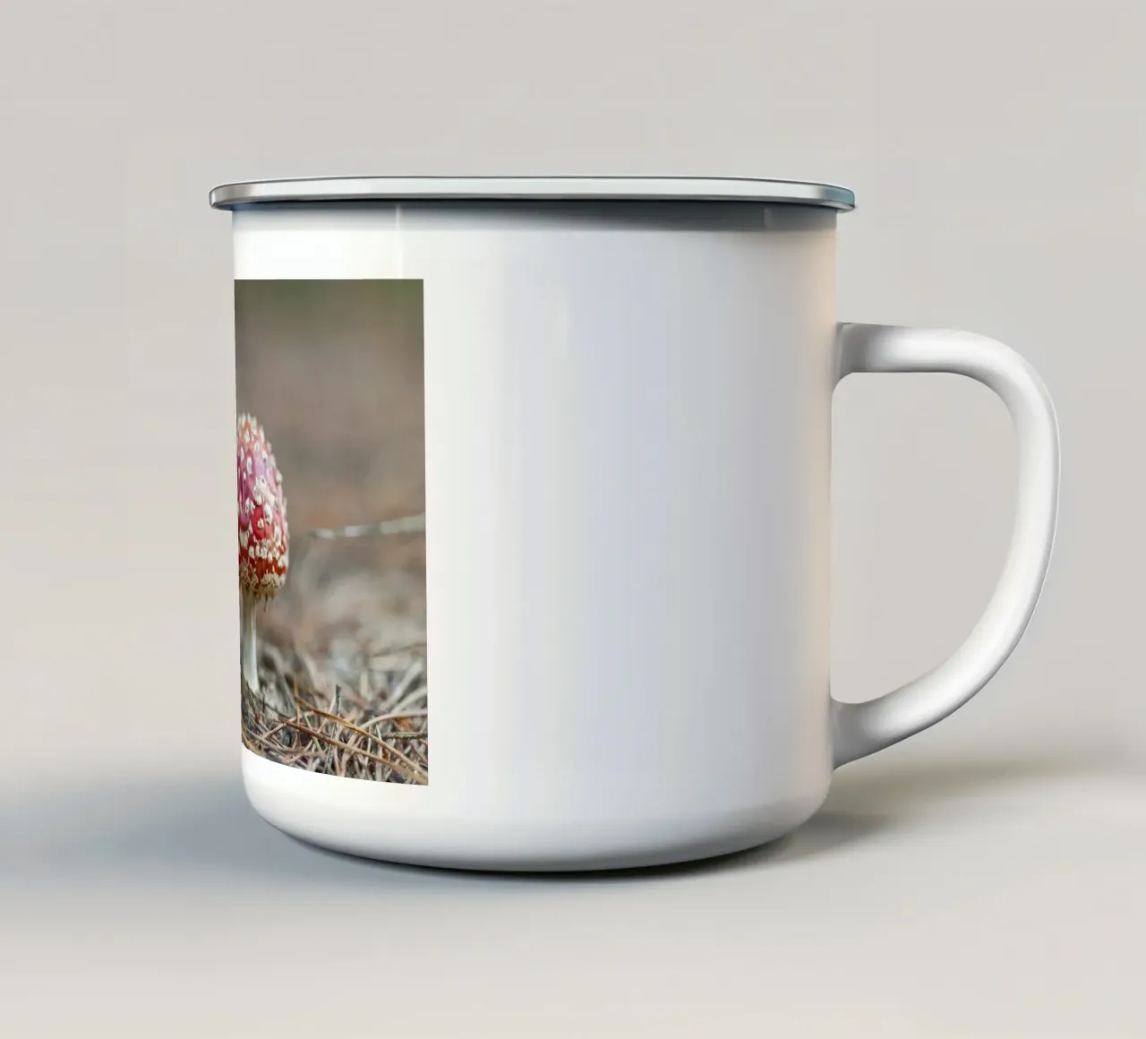 Amici della foresta tazza in smalto da Curious Collections by Marielle Leenders