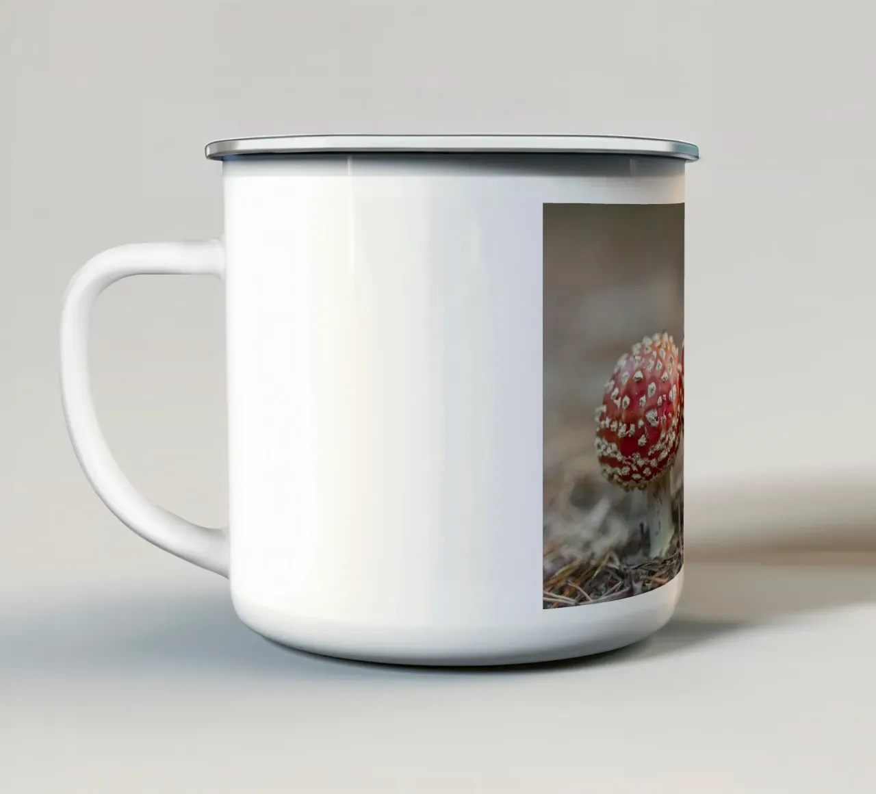 Amici della foresta tazza in smalto da Curious Collections by Marielle Leenders