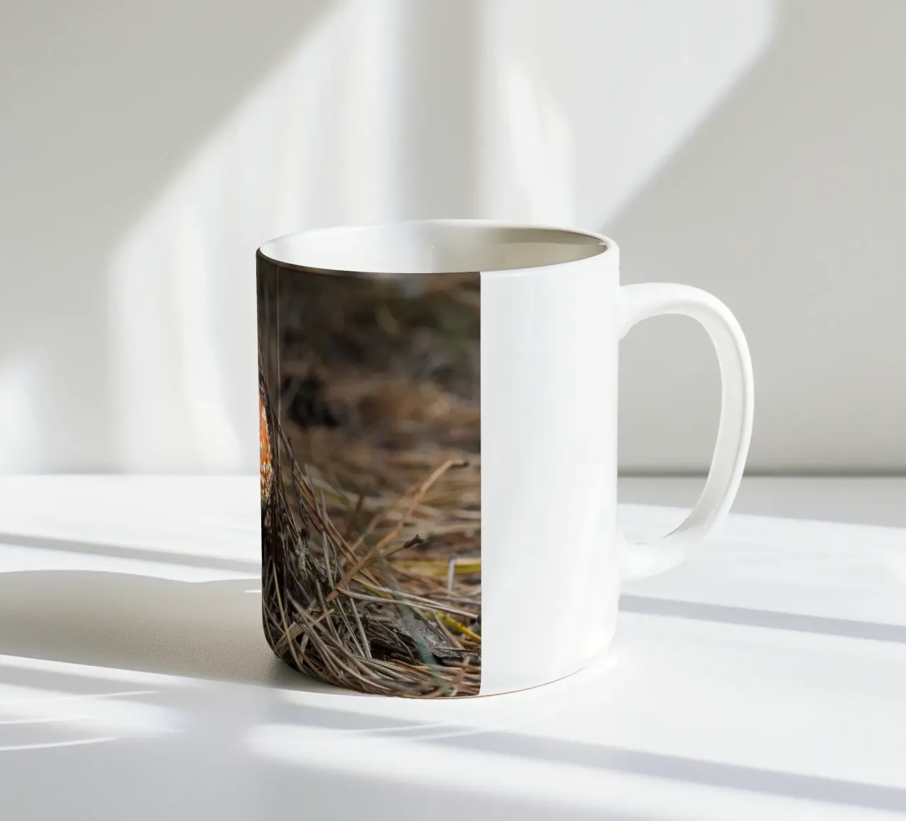 Sgabello per rospi Peek-a-Boo tazza in ceramica da Curious Collections by Marielle Leenders