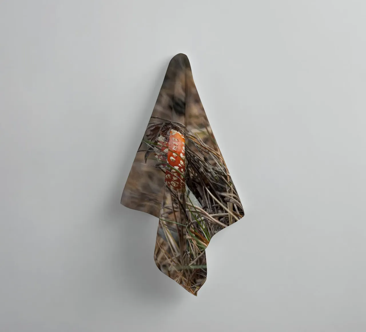 Sgabello per rospi Peek-a-Boo asciugamano da bagno da Curious Collections by Marielle Leenders