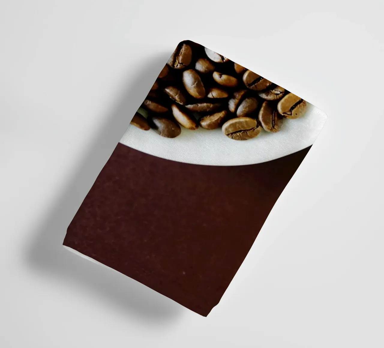 caffè, caffè, caffè asciugamano da bagno da Simon Koy