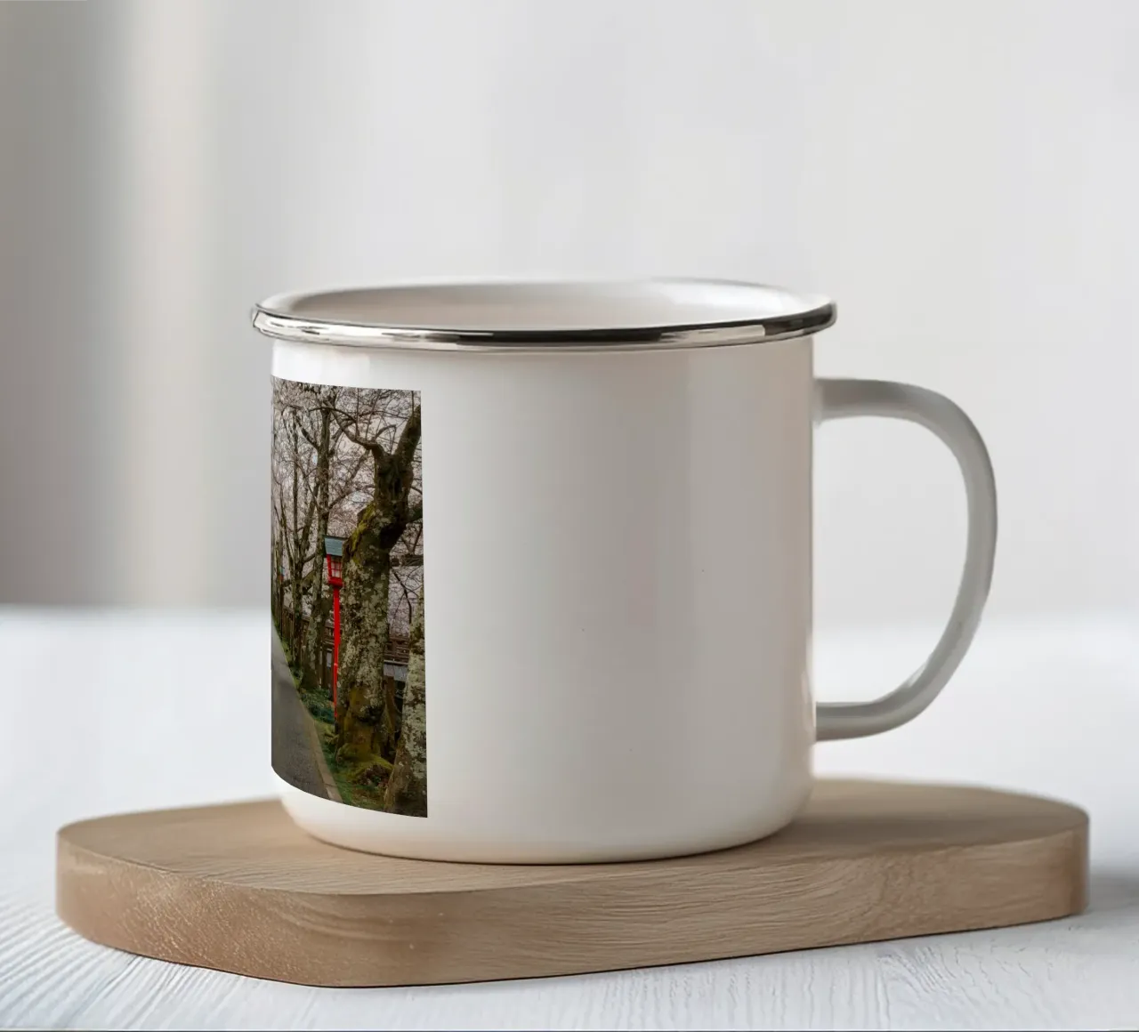 Kinosaki Onsen Fiori di ciliegio, Giappone tazza in smalto da Marcel Bisig