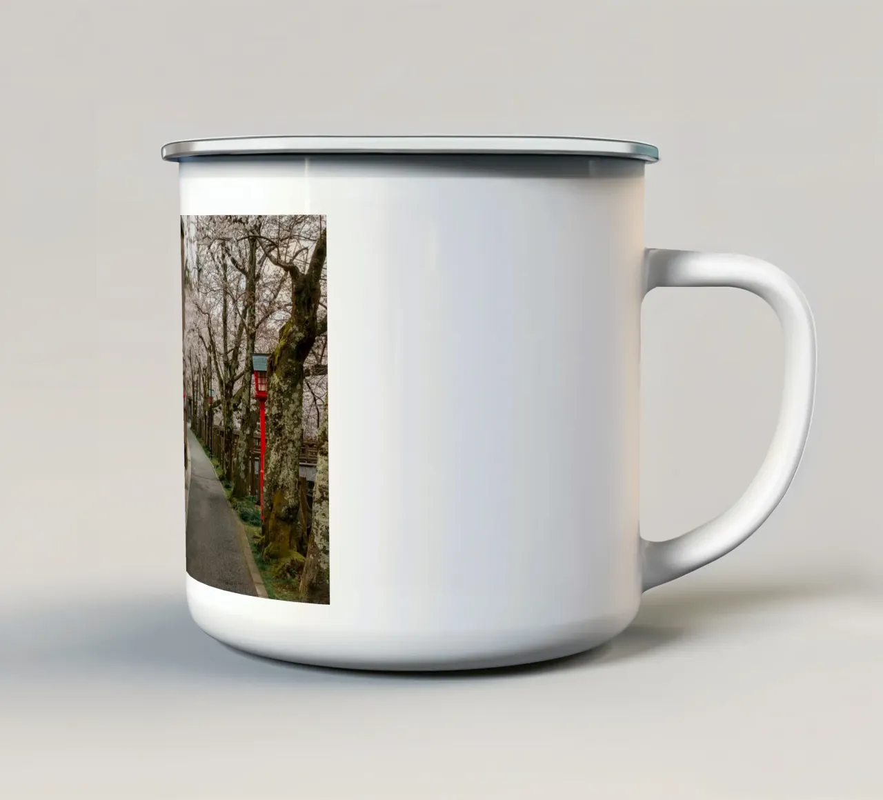 Kinosaki Onsen Fiori di ciliegio, Giappone tazza in smalto da Marcel Bisig