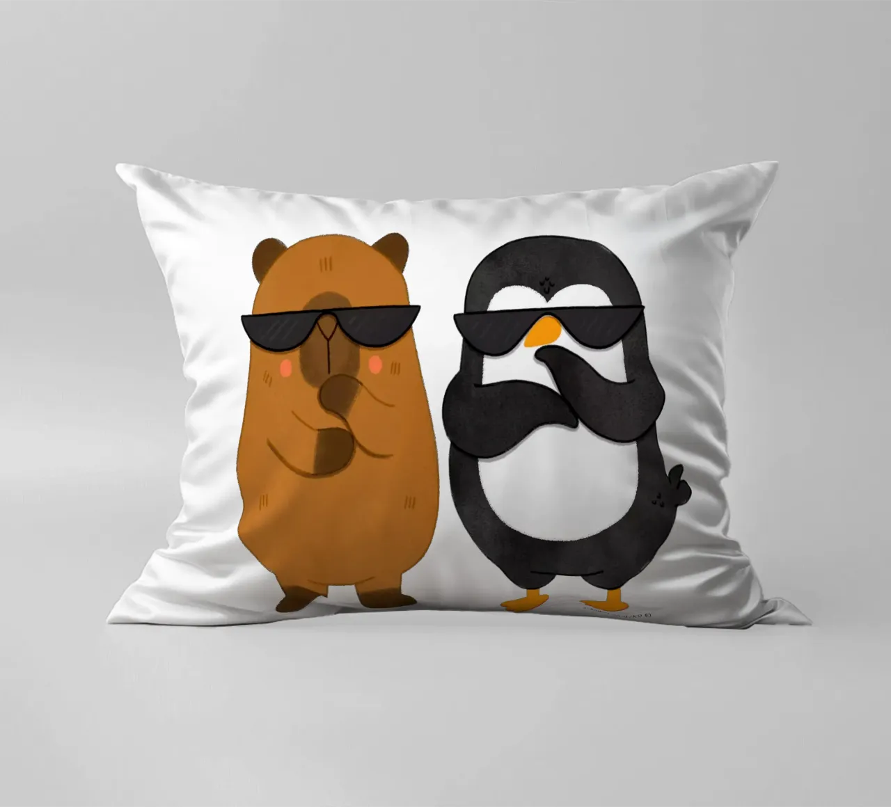 Capibara e pinguino - Best Bros cuscino da julianamotzko