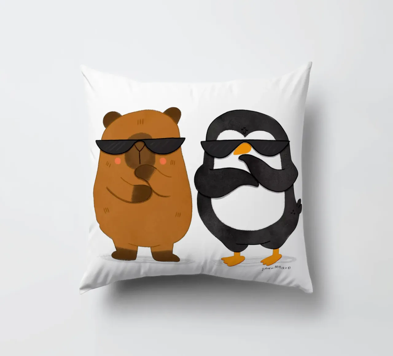 Capibara e pinguino - Best Bros cuscino da julianamotzko
