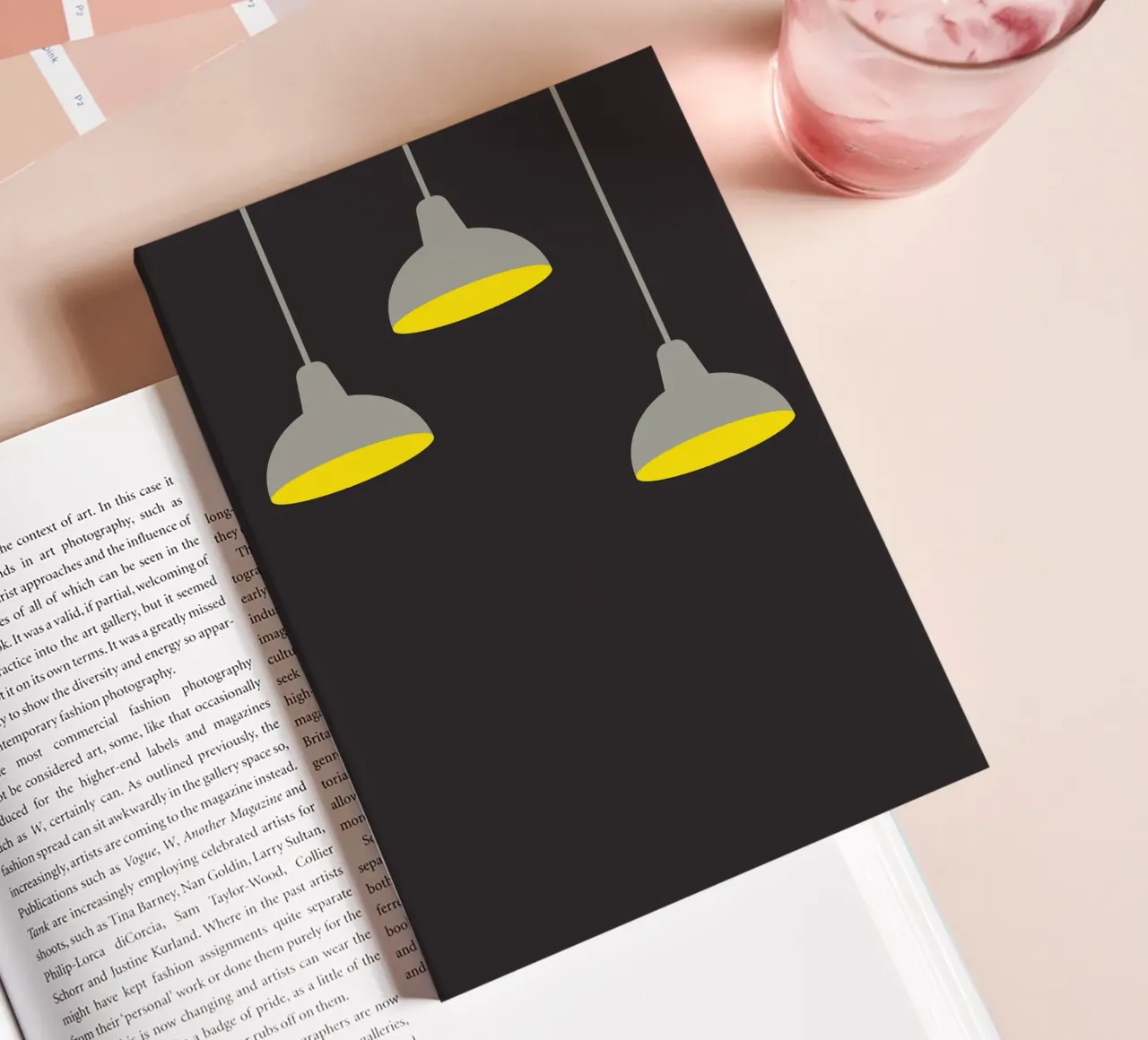 Lampada a sospensione al buio diario da galihstudio