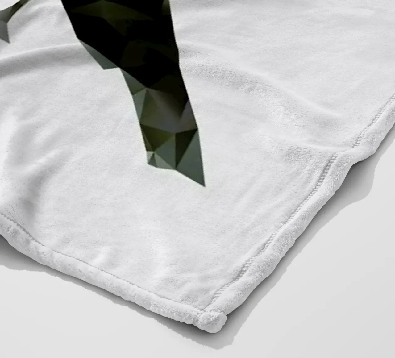 Geo Robin Fleecedecke von Three Of The Possessed