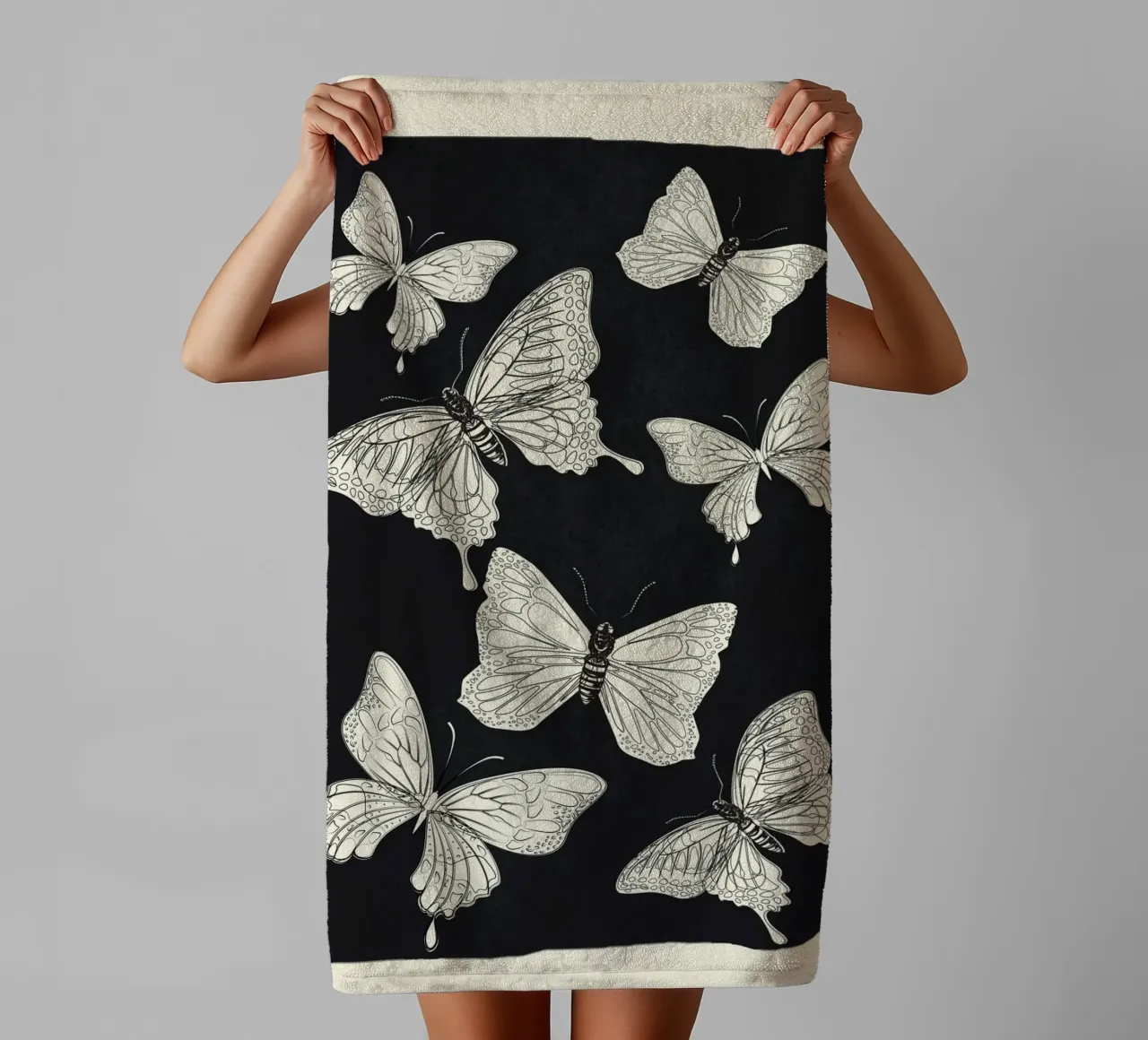 Flying Butterflies 1 asciugamano da bagno da Nadjaa