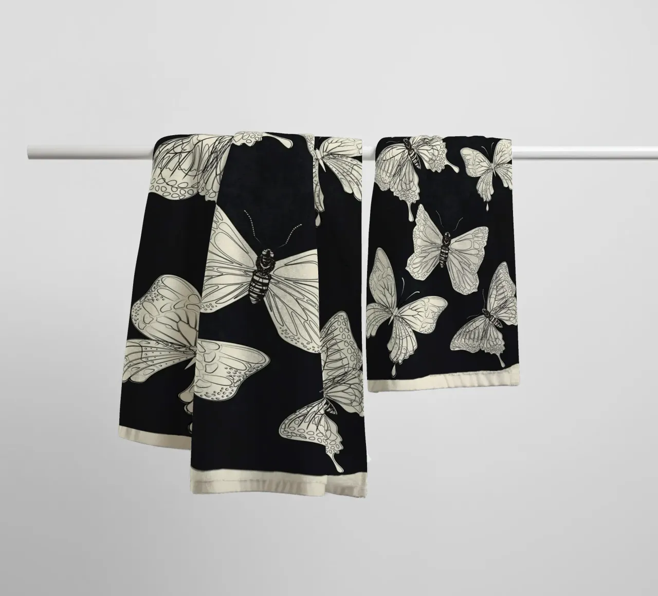 Flying Butterflies 1 asciugamano da bagno da Nadjaa