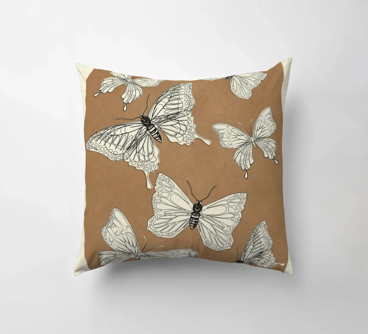 Flying Butterflies 2 cuscino da Nadjaa