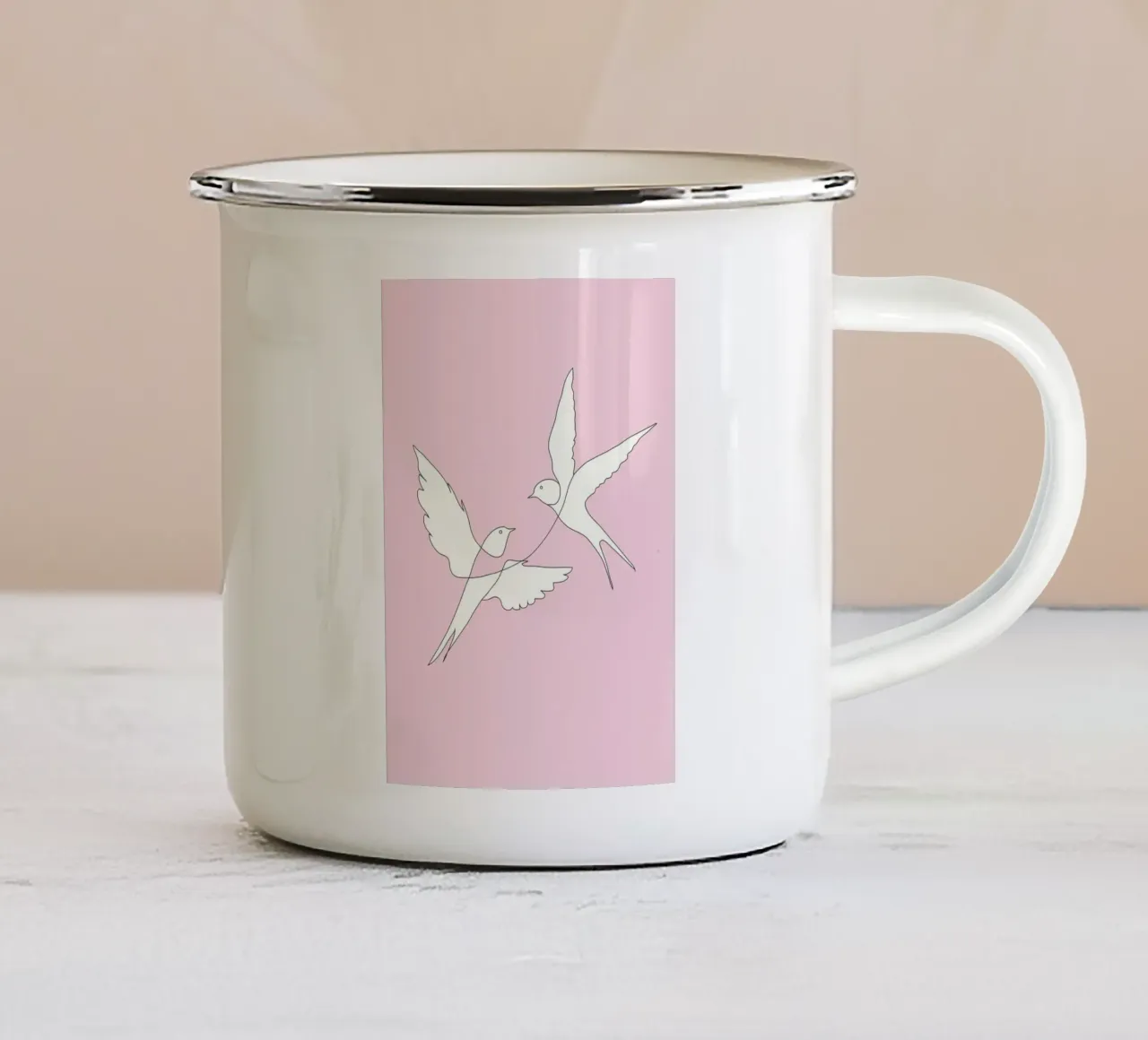 Two Swallows Line Art tazza in smalto da Nadjaa