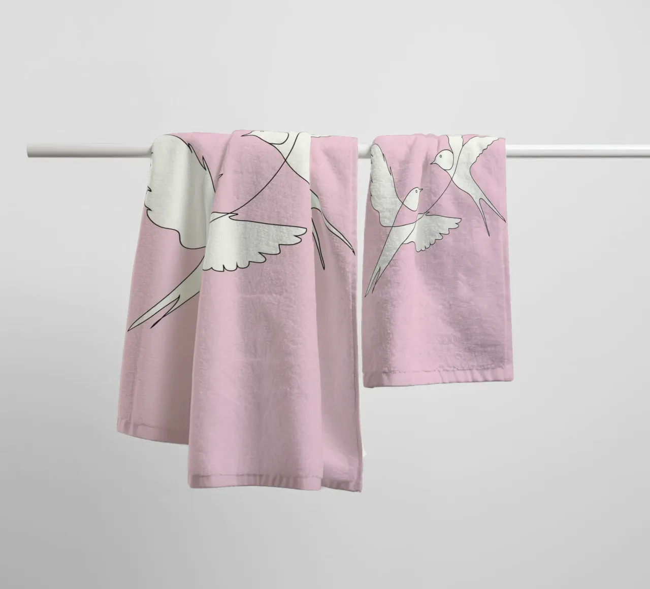 Two Swallows Line Art asciugamano da bagno da Nadjaa