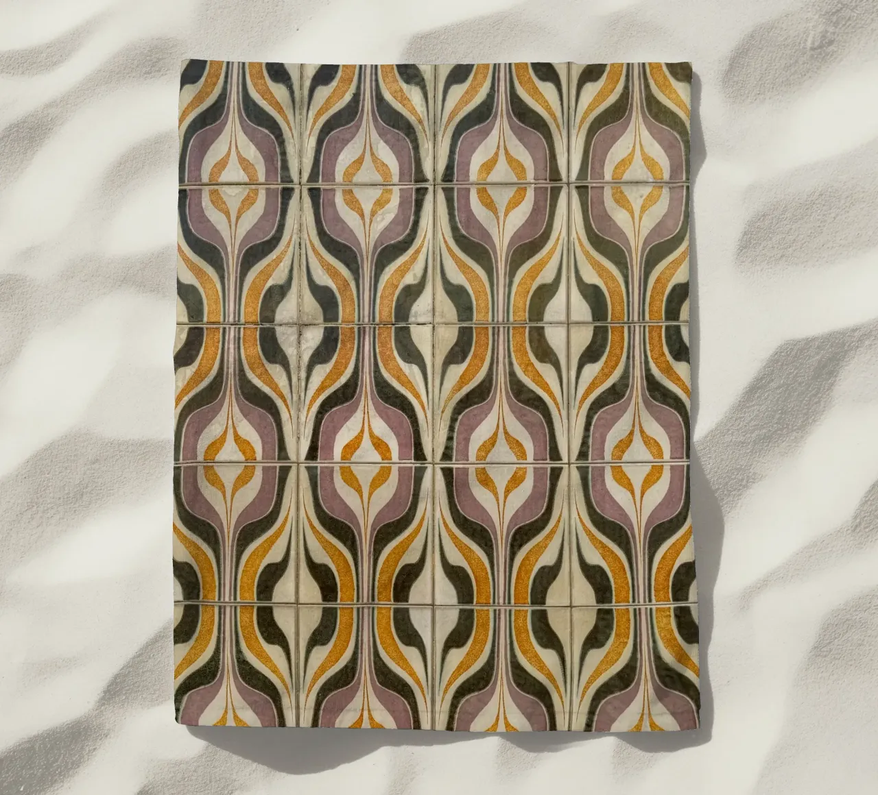 Retro Geometric Tile Pattern telo mare da byrieneke