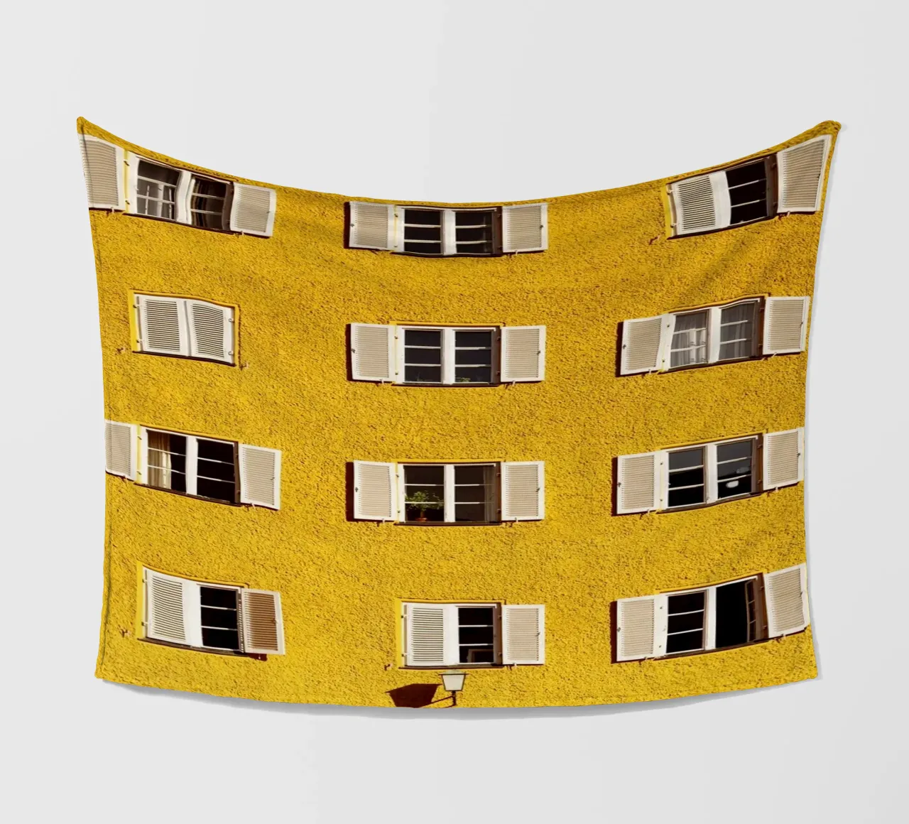 Quartiere Borstei a Monaco, Baviera coperta in pile da Simon Koy