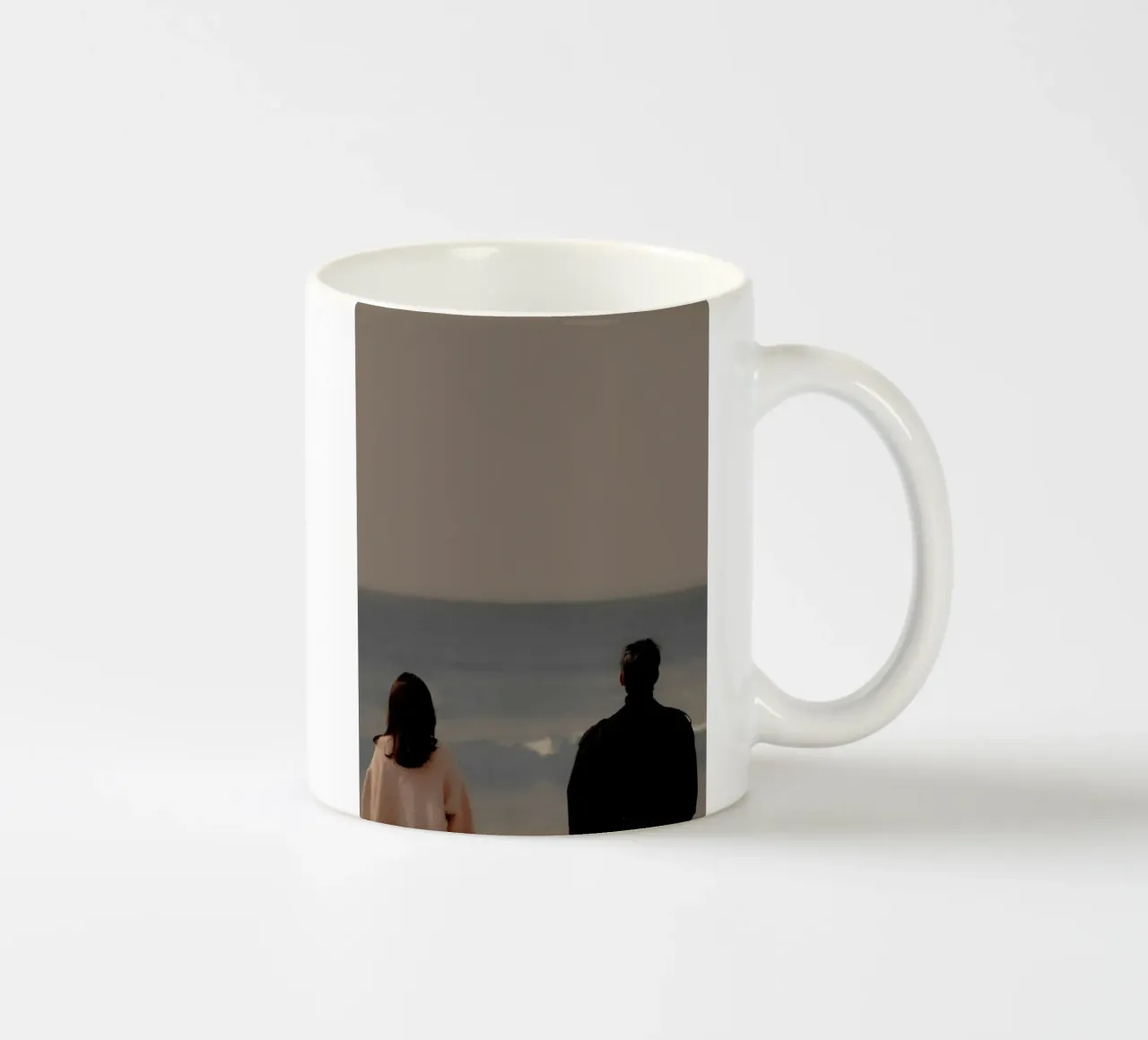 couple in beach tazza in ceramica da Fost