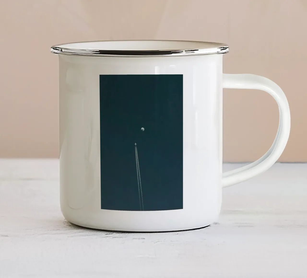 plane with moon Emaille Tasse von Fost