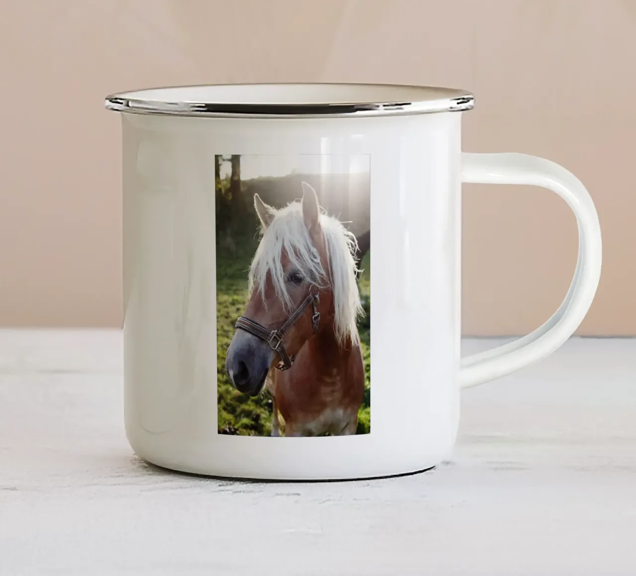 Amore per i cavalli, Baviera tazza in smalto da Simon Koy