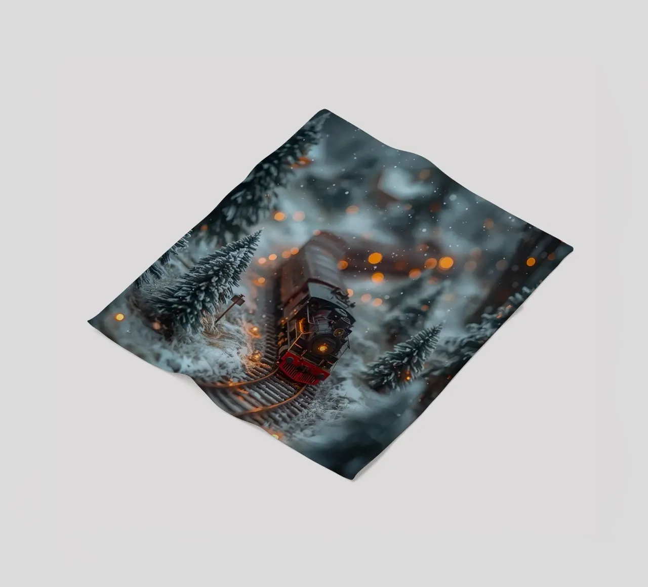 Train à vapeur miniature dans une forêt d'hiver avec des lumières bokeh plaid polaire de DesignDoodle