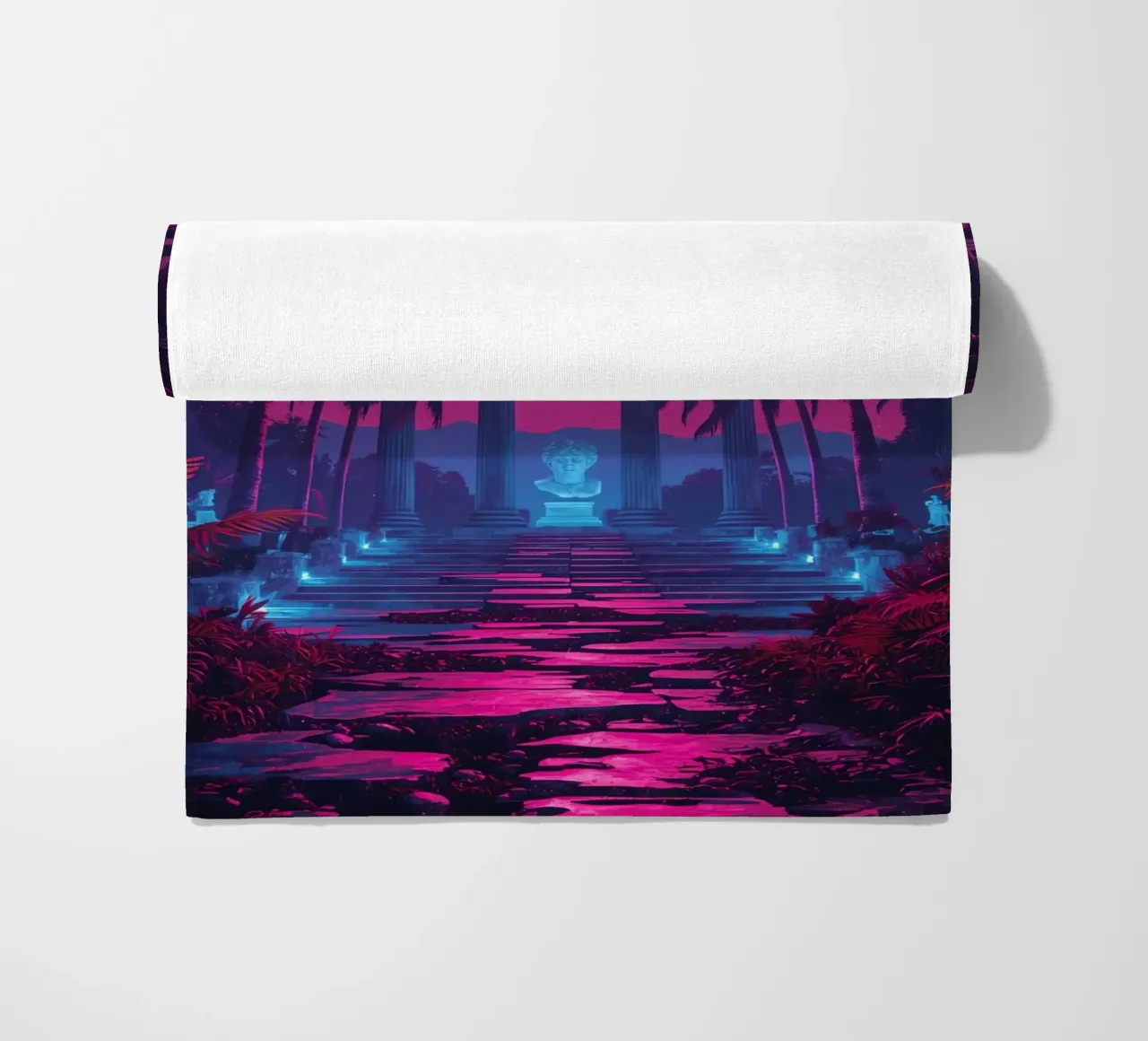 Scena notturna con tempio classico e luna rosa telo mare da DesignDoodle