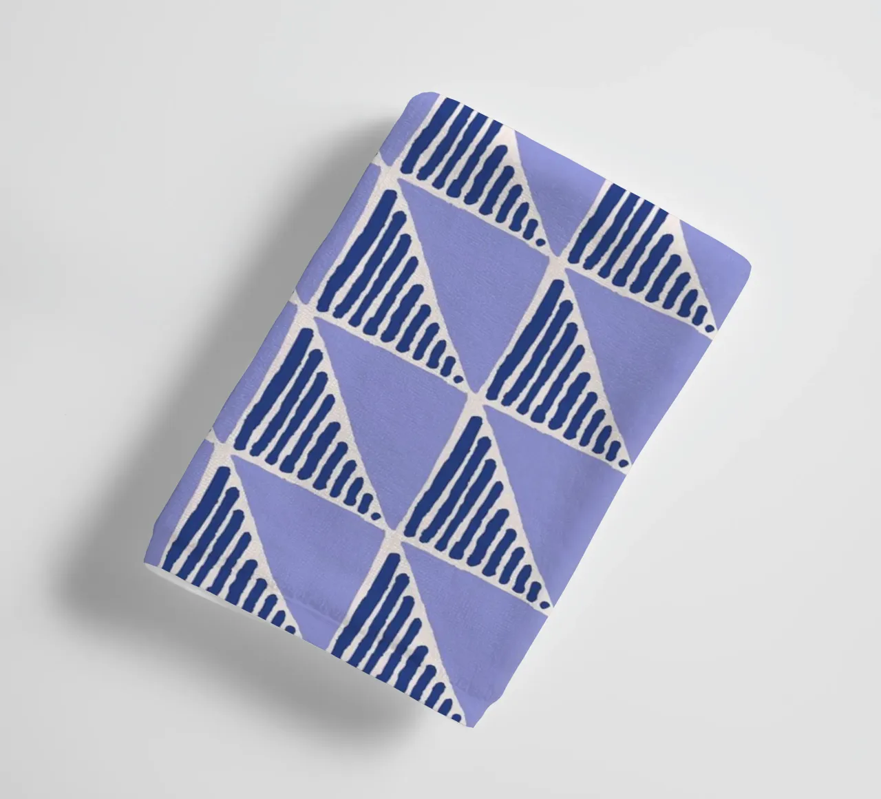 Àlex Roda - Trirayures asciugamano da bagno da The Artcircle