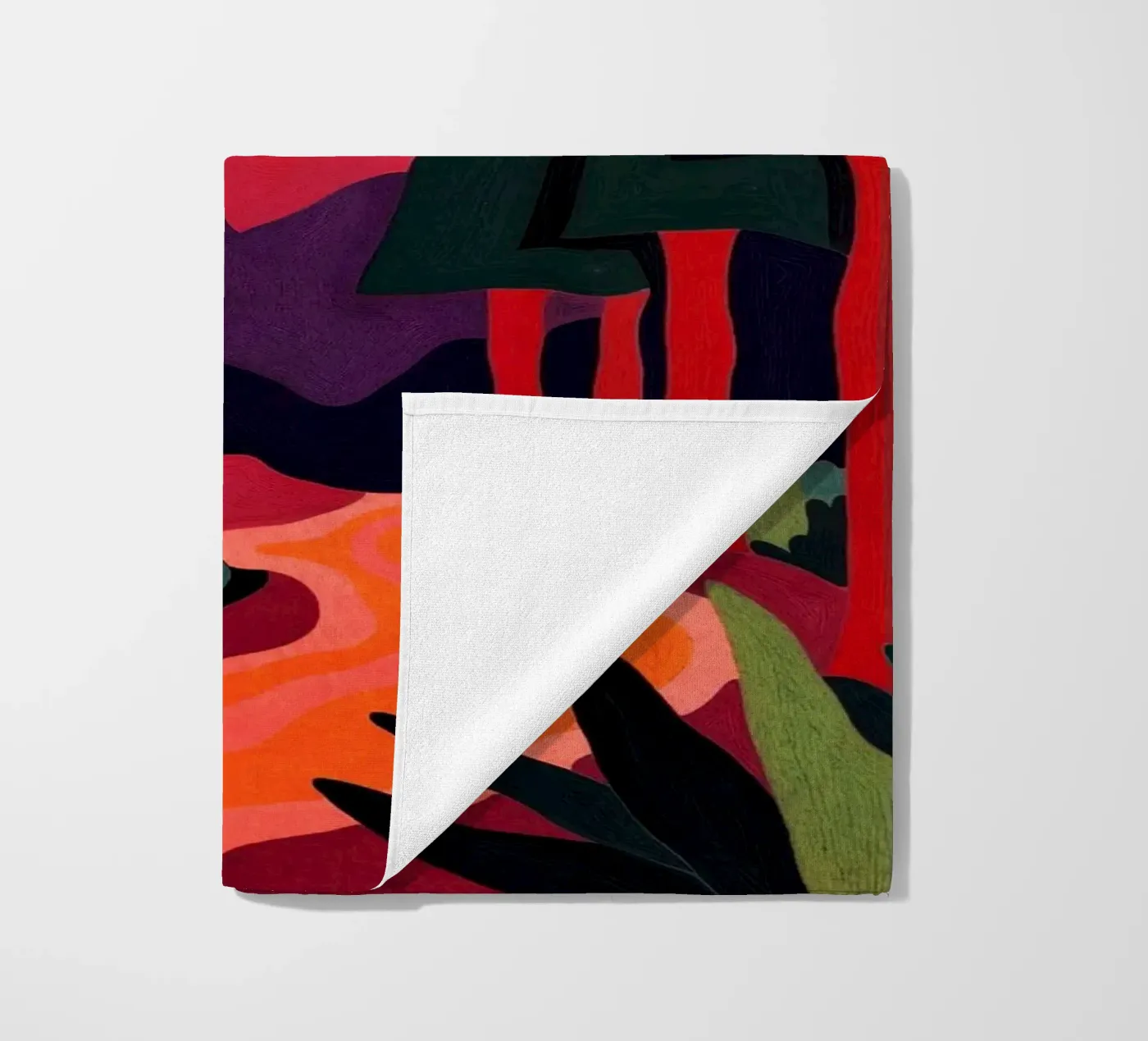 Schwarzwald strandhanddoek van Lana Rodriguez