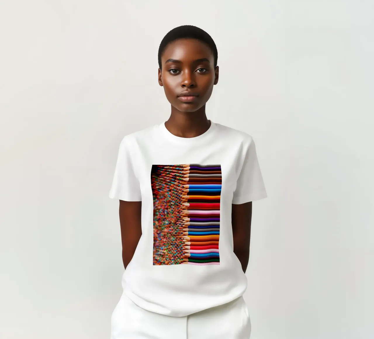 Mi piace dipingere con le matite colorate t-shirt da Simon Koy