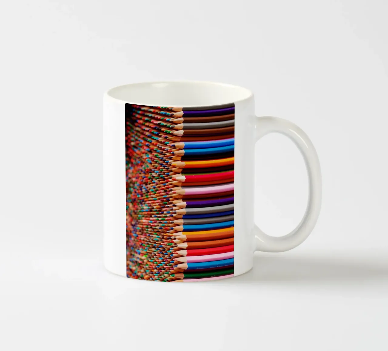 Mi piace dipingere con le matite colorate tazza in ceramica da Simon Koy