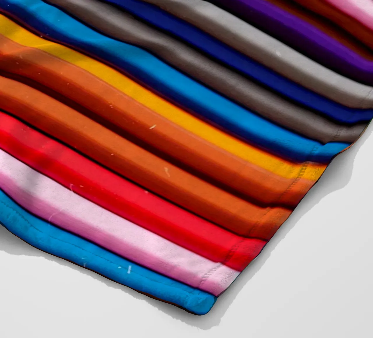 Mi piace dipingere con le matite colorate coperta in pile da Simon Koy