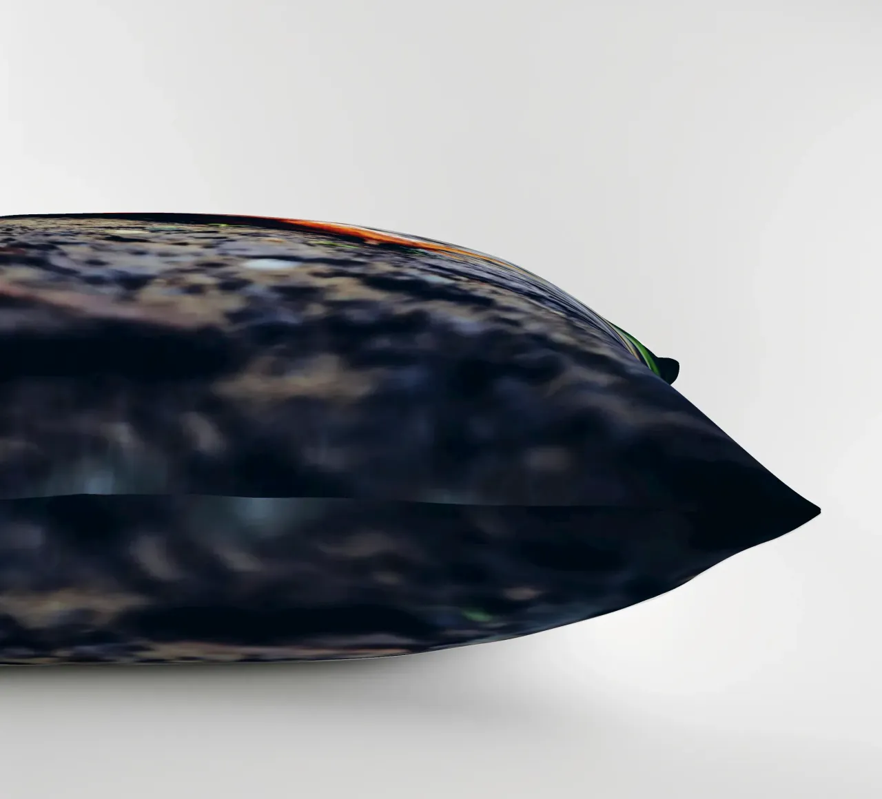 Klein, aber beharrlich, langsam, aber stolz. Kissen von Nature's Palette