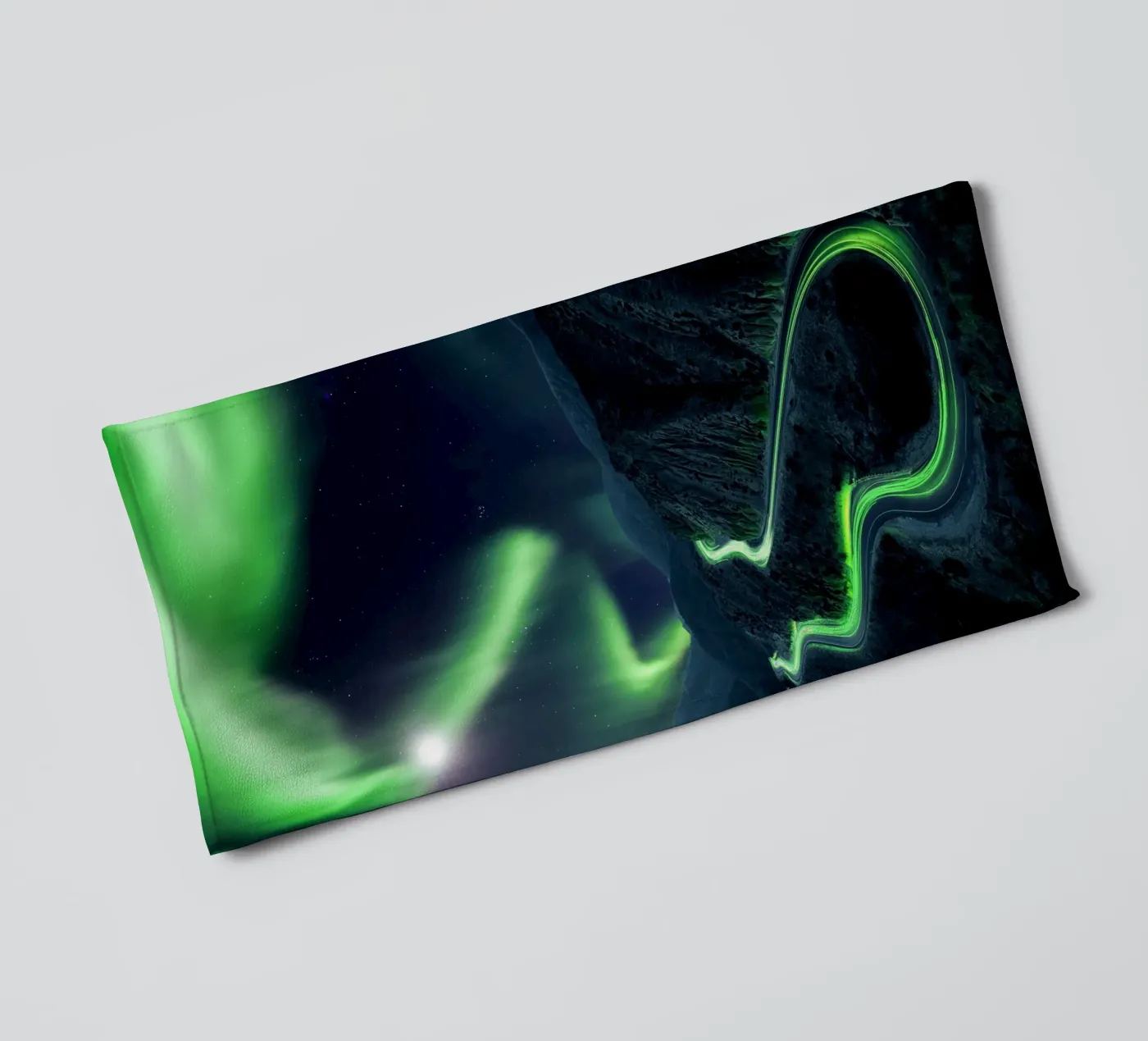 Aurora towel by arizrab