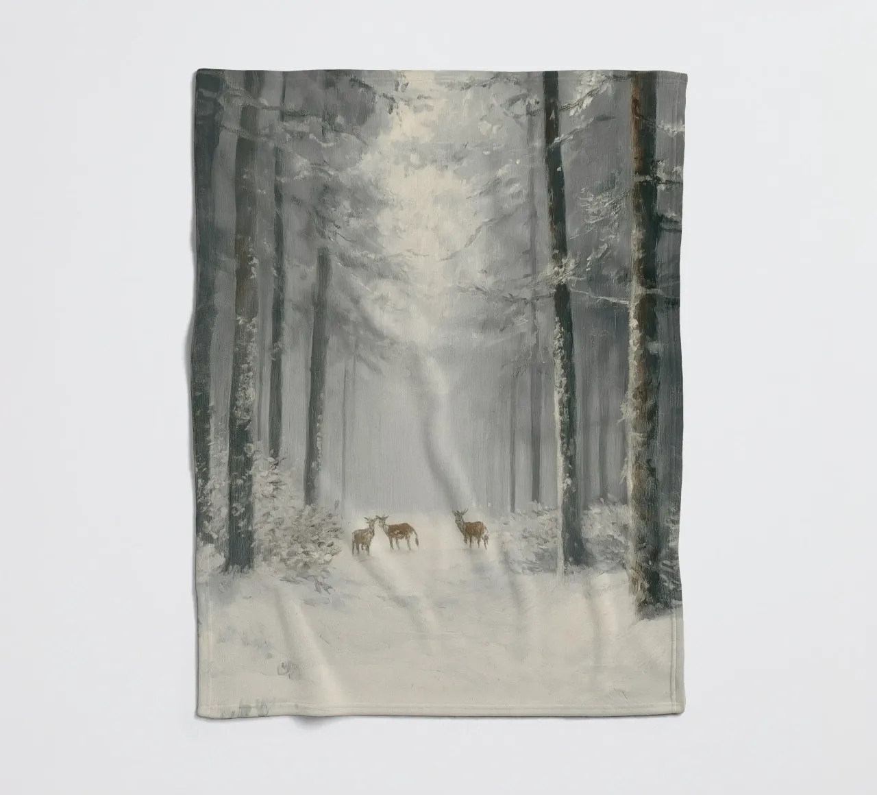 Foresta invernale con cervi nella neve coperta in pile da Cozy Vibes
