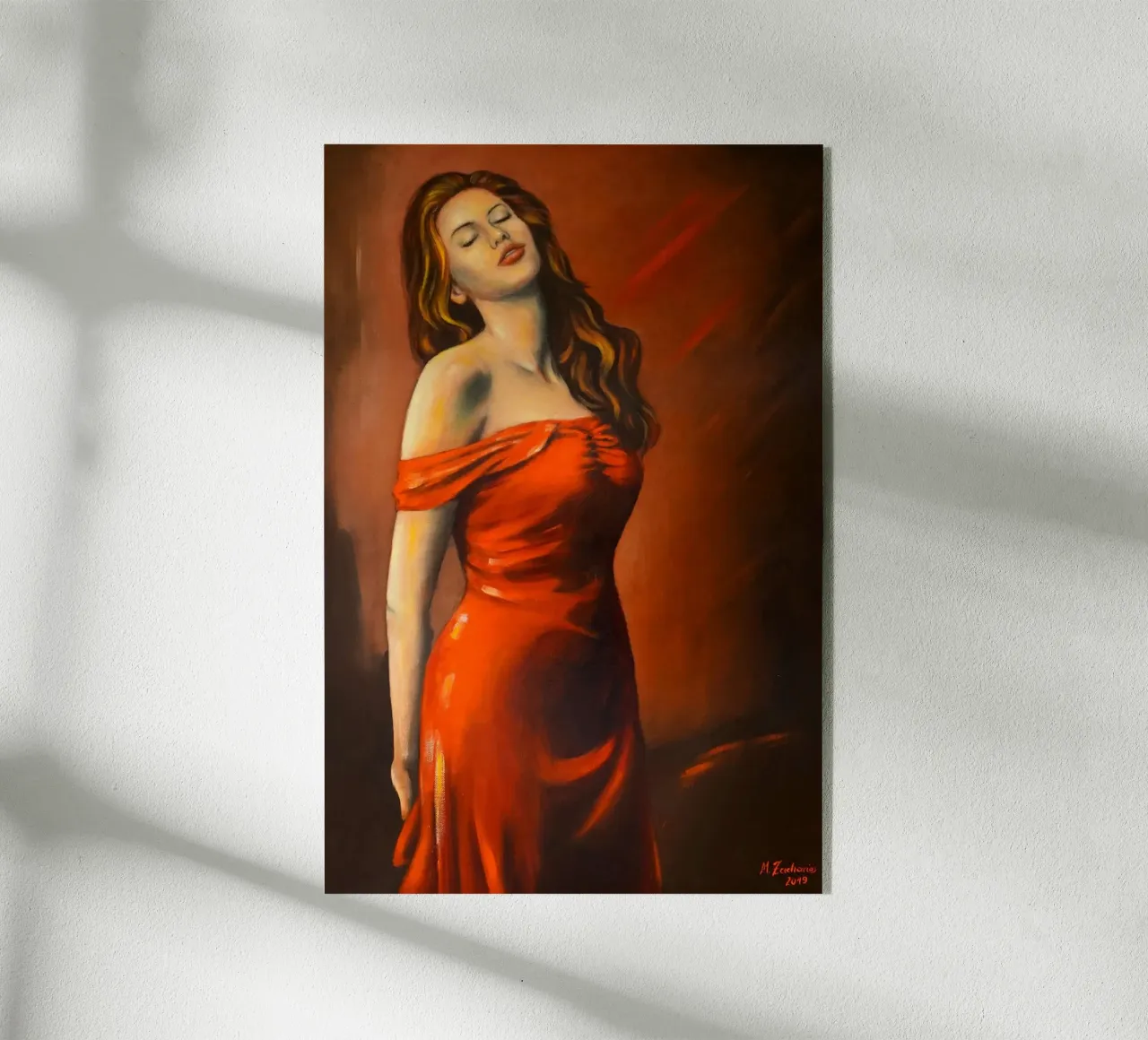 Signora in abito rosso plexiglass da Oliver
