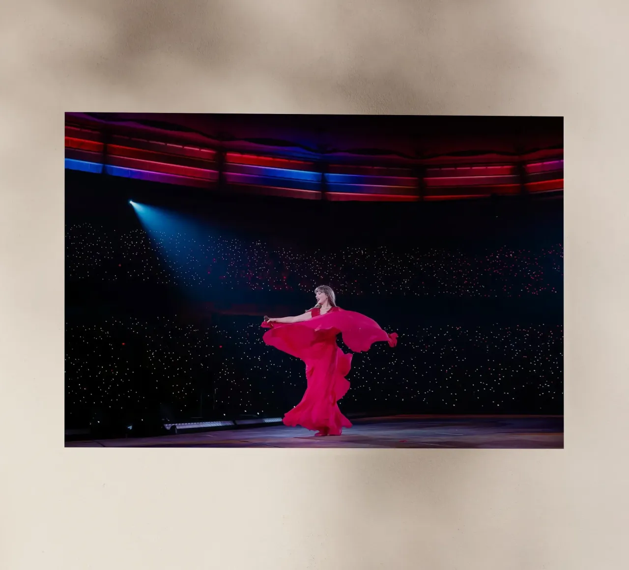 L'influenza di Taylor Swift su una generazione pellicola backlit da dfgtfdt