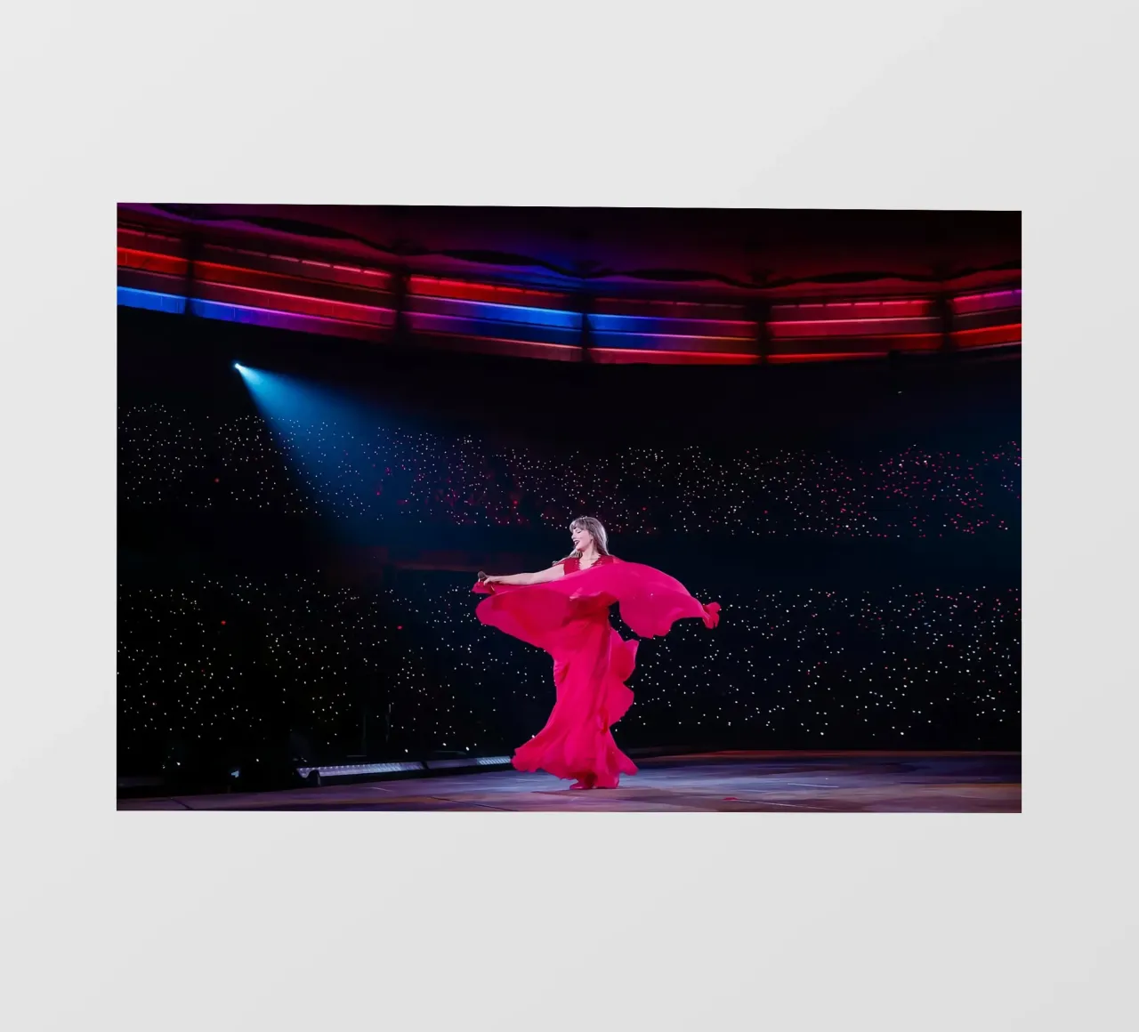 L'influenza di Taylor Swift su una generazione pellicola backlit da dfgtfdt