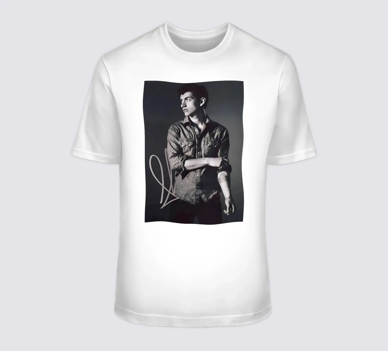 Alex Turner Style Black And White Arctic Monkeys Vocalist t-shirt da GleYYY