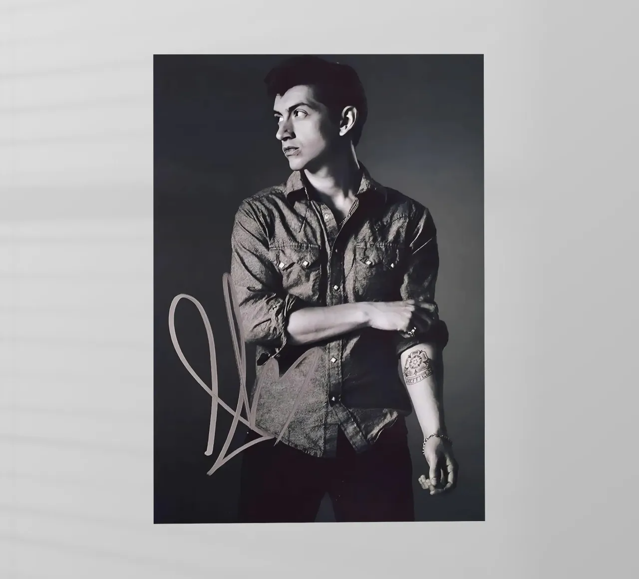Alex Turner Style Black And White Arctic Monkeys Vocalist pellicola backlit da GleYYY