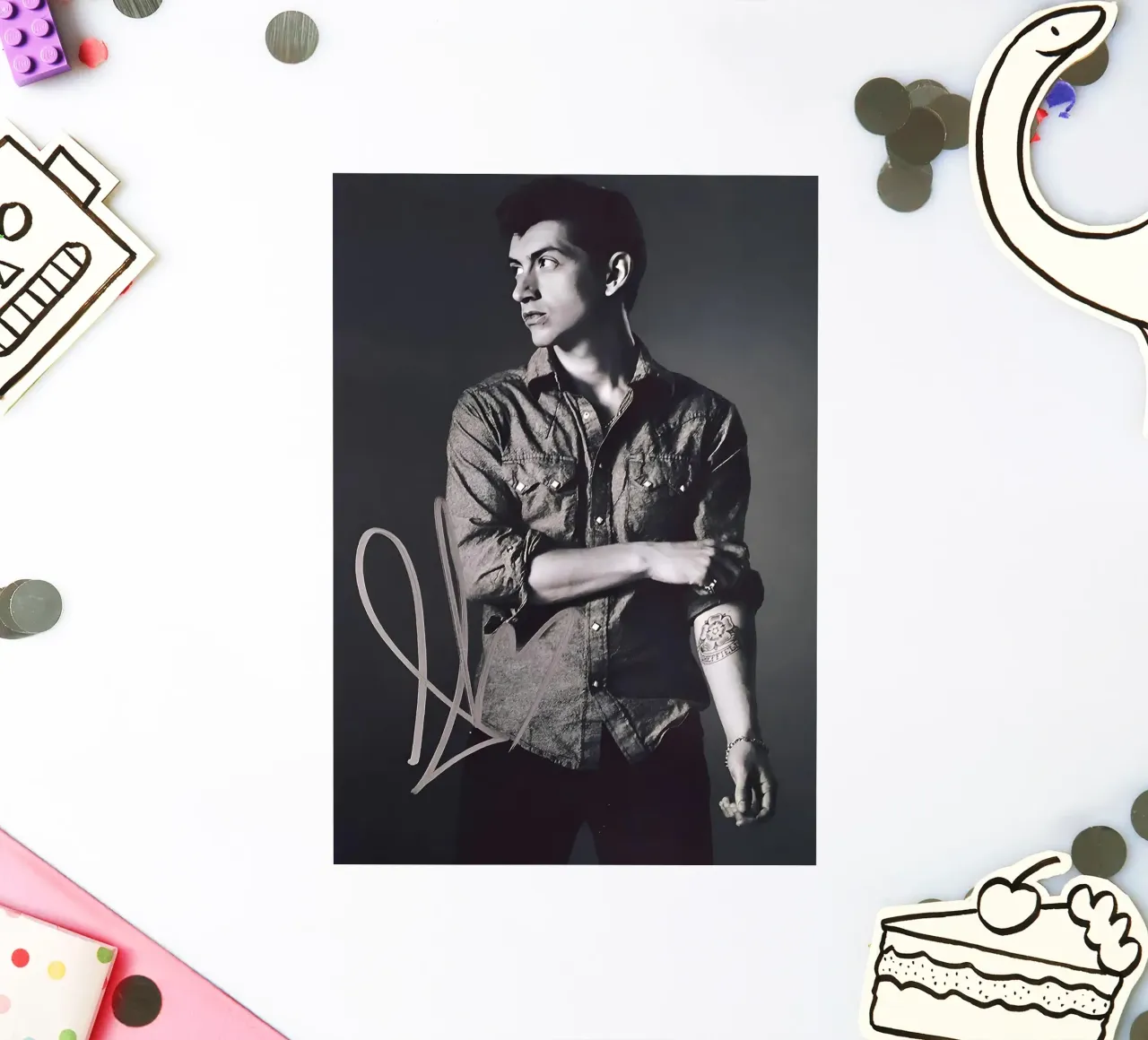 Alex Turner Style Black And White Arctic Monkeys Vocalist adesivo da GleYYY