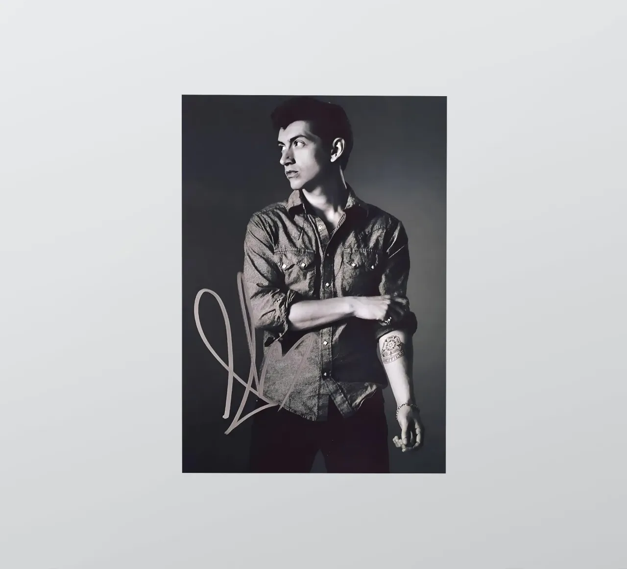 Alex Turner Style Black And White Arctic Monkeys Vocalist adesivo da GleYYY