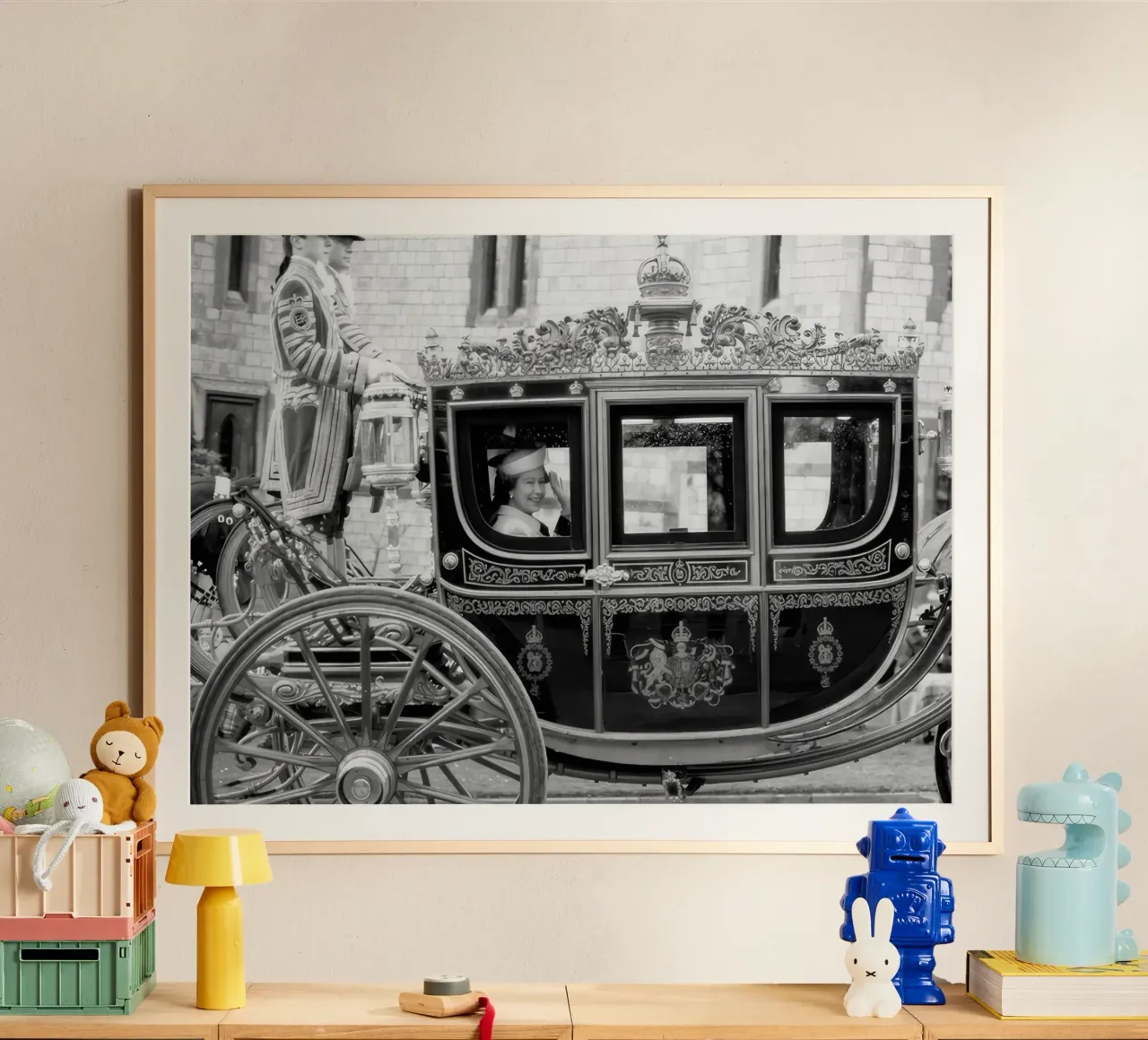 Isabel II saluda desde el carruaje de la coronación en Windsor hahnemühle de blacsteel
